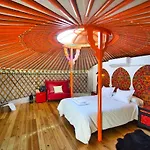 Glamping El Jardin De Delizias Valle Del Jerte (adults Only) 럭셔리텐트 *