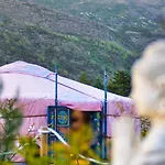 Glamping El Jardin De Delizias Valle Del Jerte (adults Only) ラグジュアリーテント *