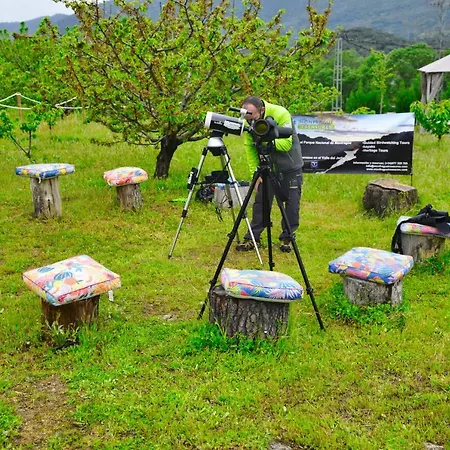 Tente de luxe Glamping El Jardin De Delizias Valle Del Jerte (adults Only) Casas del Castañar