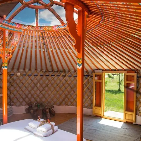 Glamping El Jardin De Delizias Valle Del Jerte (adults Only) 豪华帐篷 *