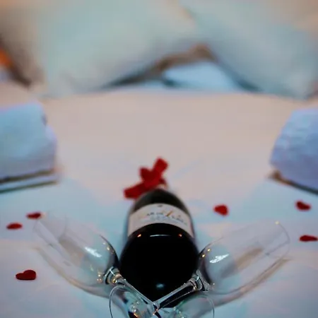 Glamping El Jardin De Delizias Valle Del Jerte (adults Only) Tente de luxe Casas del Castañar