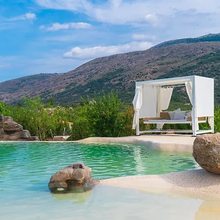 Glamping El Jardin De Delizias Valle Del Jerte (adults Only) Luxury tent Casas del Castanar