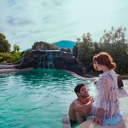 Tente de luxe Glamping El Jardin De Delizias Valle Del Jerte (adults Only)