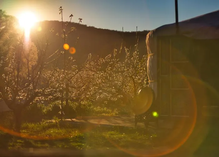 Glamping El Jardin De Delizias Valle Del Jerte (adults Only) Luxury tent Casas del Castanar