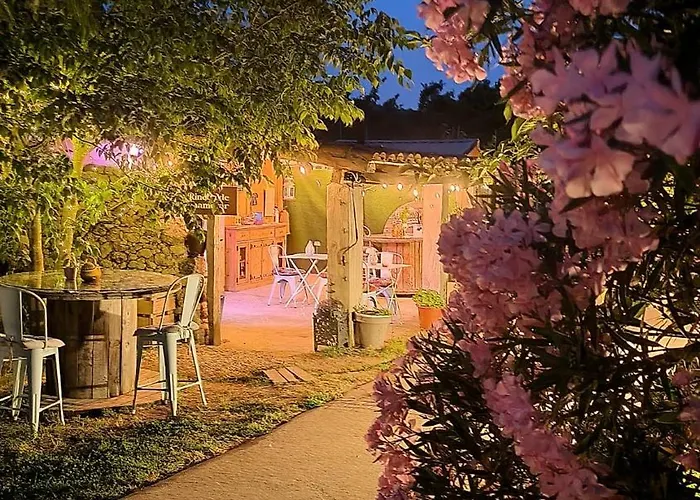 Glamping El Jardin De Delizias Valle Del Jerte (adults Only) Casas del Castanar